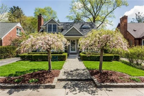 1451 Cedar Dr, Bham, MI 48009-3623