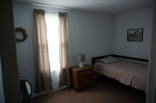 30 Hunter Pl, Springfield MA 01101 exterior