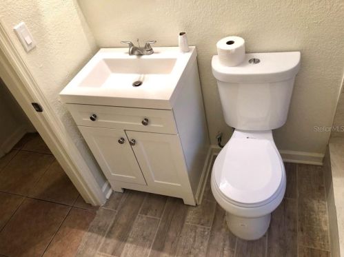 8605 10th St, Tampa FL 33604-1781 exterior