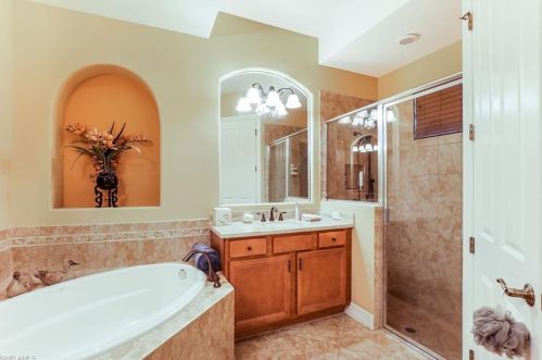 6601 Caldecott Dr, Naples FL 34113-3196 exterior