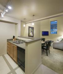 907 45th St, Seattle WA  98103-6602 exterior