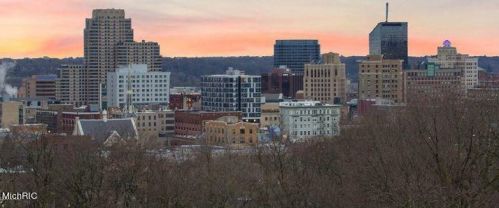 505 Cherry St, Grand Rapids MI 49503-4785 exterior