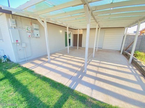 2327 56 Dr, Phoenix AZ 85031-2523 exterior