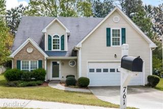 761 Simon Park Cir, Lawrenceville GA  30045-8526 exterior