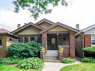 3849 Francisco Ave, Chicago IL  60645-4306 exterior