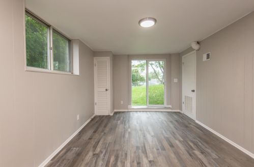 8084 Grandview Dr, Milwaukee WI  53223-3429 exterior