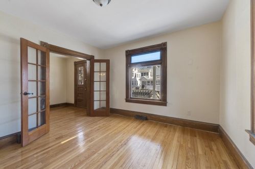 54 Crystal Ave, Springfield MA 01108-1722 exterior