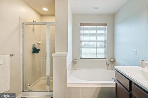 745 Blossom Dr, Hanover PA 17331-2077 exterior