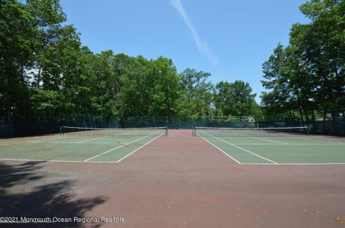 1203 Bluebell Dr, Jackson Twp NJ 08527-4116 exterior