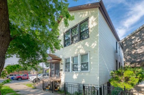 3511 Emerald Ave, Chicago, IL 60609-1604