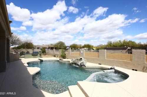 36711 16 St, Phoenix AZ 85086-9393 exterior