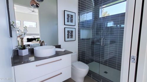 4214 41 St, Phoenix AZ 85032-6711 exterior