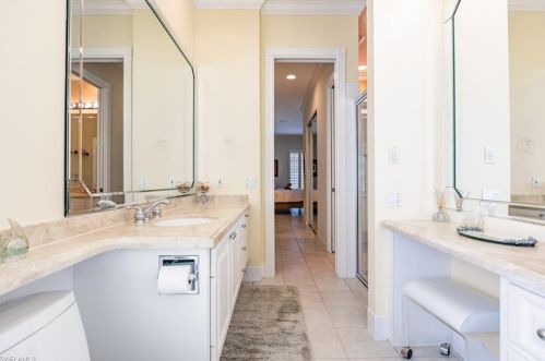 3953 Isla Ciudad Ct, Naples FL 34109-0332 exterior