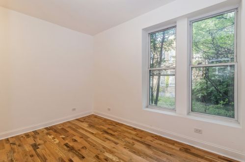 523 65 Pl, Chicago IL 60637-3848 exterior