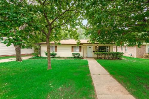 2612 Helmet St, Irving TX  75060-2315 exterior