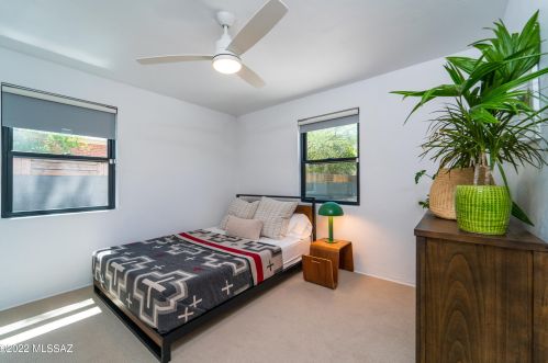 4122 Holmes St, Tucson AZ 85710-3149 exterior