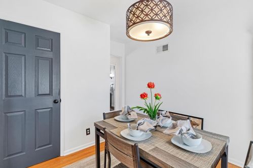 6438 Lawnside Dr, Saint Louis MO 63123-3309 exterior