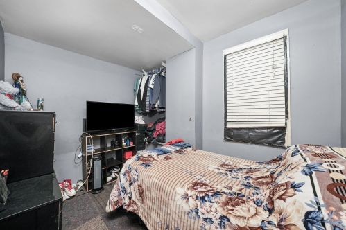 5346 Washtenaw Ave, Chicago IL  60625-3415 exterior