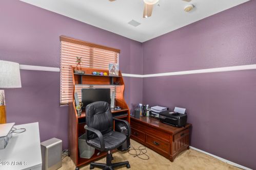 3816 74 Dr, Phoenix AZ 85033-2556 exterior