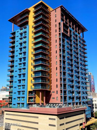 310 4th St, Phoenix AZ  85004-0610 exterior