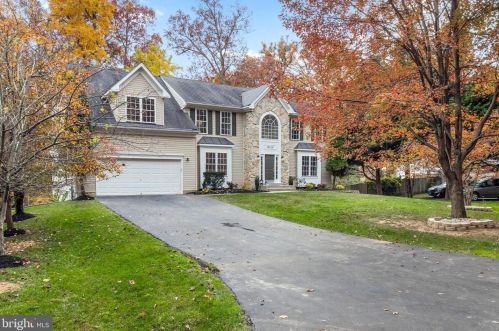 15528 Thompson Rd, Silver Spring, MD 20905-3954