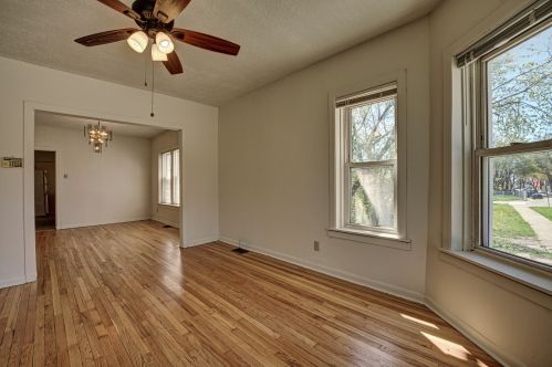 6645 May St, Chicago, IL 60621-1221