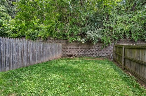 236 Dinwiddie St, Pittsburgh PA 15219-3335 exterior