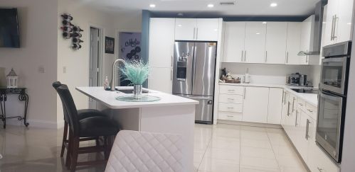 1118 Preston Ln, Fort Pierce FL 34983-3221 exterior