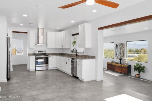 1540 Hl Side Dr, Tucson AZ 85745 exterior