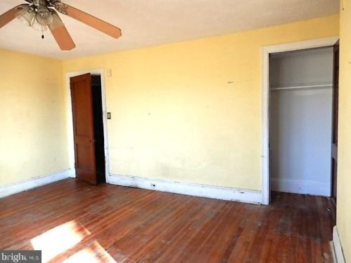 704 Quinton Ave, Trenton NJ 08629-2402 exterior