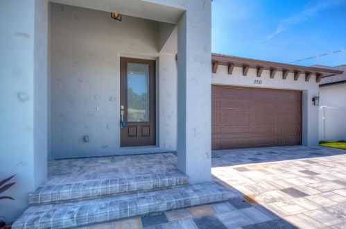 2710 Braddock St, Tampa FL  33607-6828 exterior