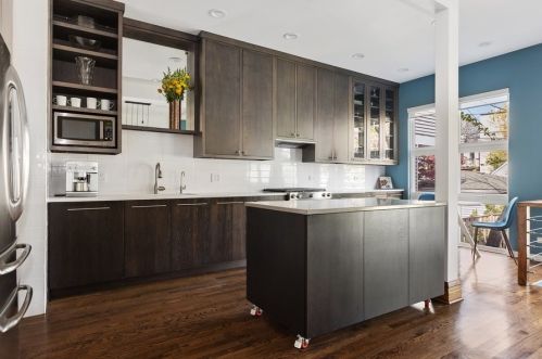 3711 Hermitage Ave, Chicago IL 60613-3509 exterior