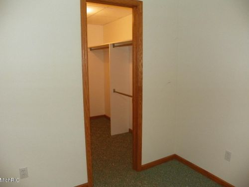 2582 Falcon Pointe Dr, Grand Rapids MI 49534-7555 exterior