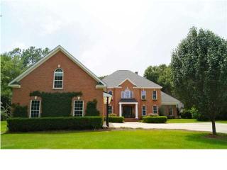 3910 Lakefront Dr, Mobile, AL 36695-8679