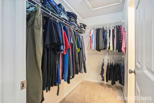 3280 Devonwood Dr, Grand Rapids MI exterior