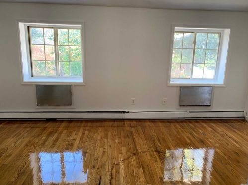 3937 Secor Ave, Bronx NY 10466-2412 exterior