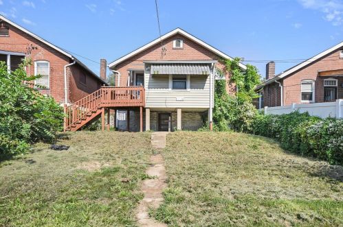 5536 Emerson Ave, Saint Louis MO 63120-2240 exterior