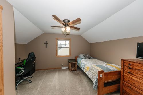 1322 89, Milwaukee WI 53214-2826 exterior