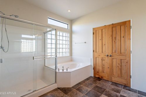 48909 3rd Ave, Phoenix AZ 85027-4700 exterior