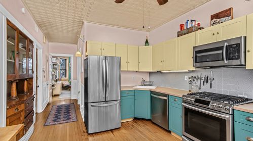 3244 Monticello Ave, Chicago IL 60618-6614 exterior