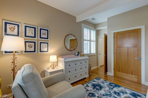 4715 Greenwood Ave, Chicago IL  60615-1932 exterior