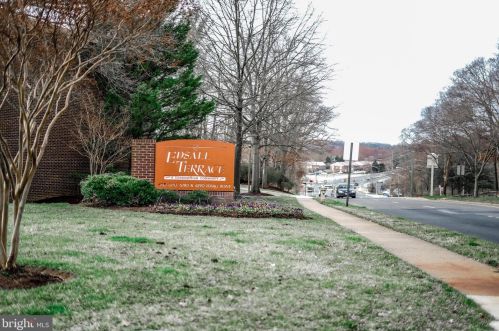 6240 Edsall Rd, Alexandria VA 22312-2605 exterior