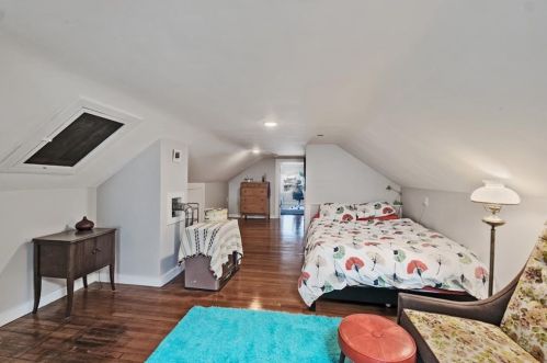 73 Gray St, Providence RI 02904-4702 exterior