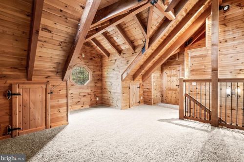 3432 Memorial St, Alexandria VA 22306-1548 exterior