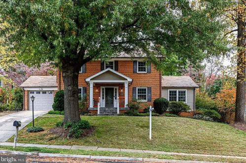 1360 Macbeth St, Mc Lean, VA 22102-2767