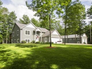 5720 Simonelli Rd, Sylvan Beach, MI 49461-9378