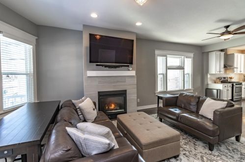 956 Dayton Ave, Saint Paul MN 55104-6544 exterior