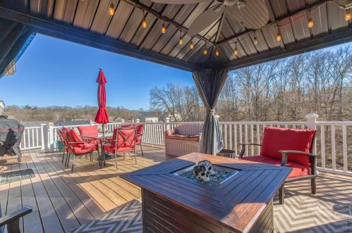 2880 Woodbridge Est Dr, Saint Louis MO 63129-5723 exterior