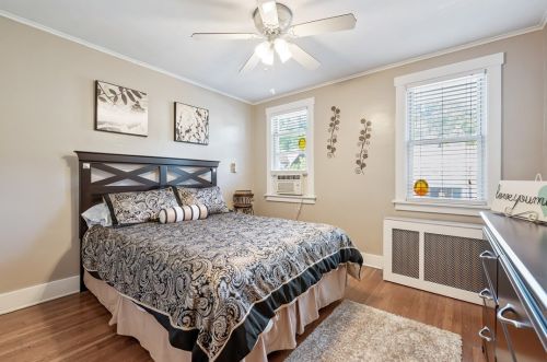 1242 Morningside Ave, Pittsburgh PA 15206-1351 exterior