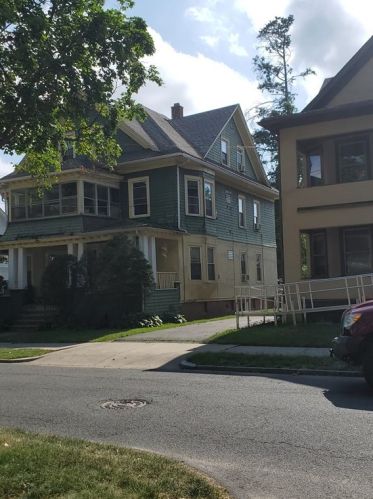 18 Rittenhouse Ter, Springfield, MA 01108-2234